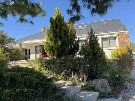 maison de luxe à vendre dans le quartier loire-cd