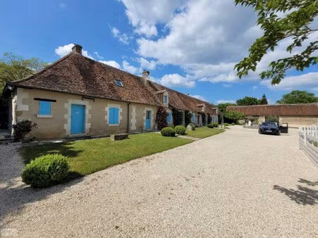 maison de luxe à vendre à pellevoisin
