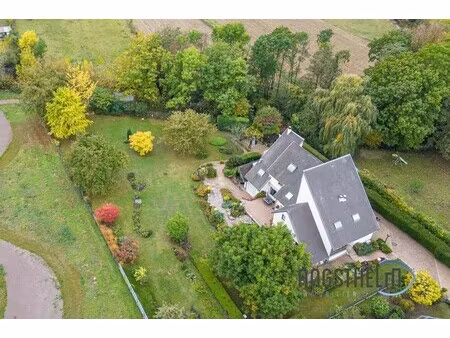 villa de luxe à vendre dans le quartier ouest