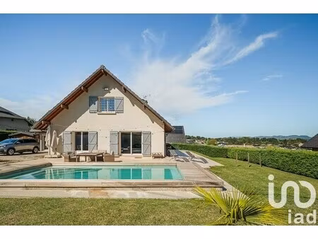 maison de luxe à vendre à la la biolle