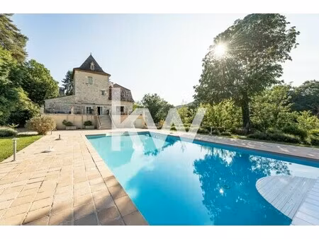 manoir à vendre à puy-l'évêque