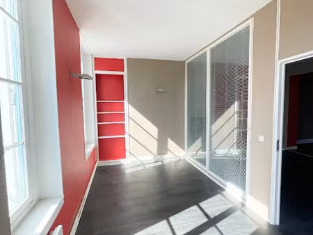 location locaux professionnels à saint-germain-en-laye (78100)  1 478 €