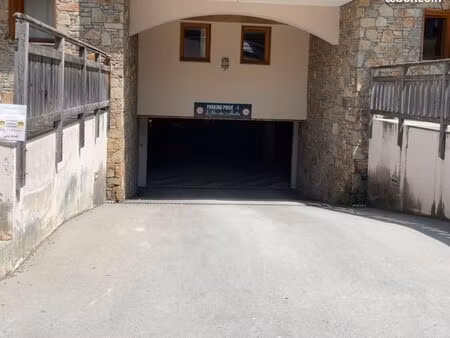 location parking les orres 1800