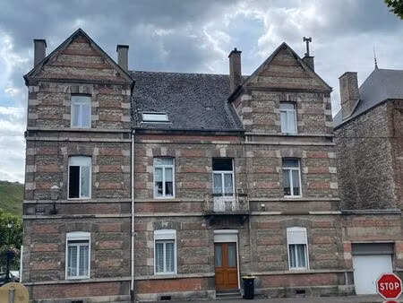 immeuble 102 m² givet