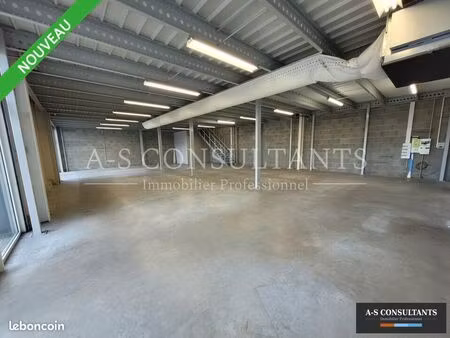 local commercial 400 m² davezieux