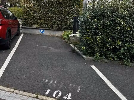 location place de parking