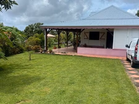 maison de 184 m² avec dépendance à morne escarpe rivière pilote