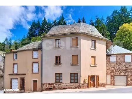 maison de village 5 pièces 120 m²