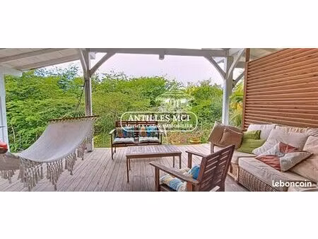 villa 4 pièces 102 m²