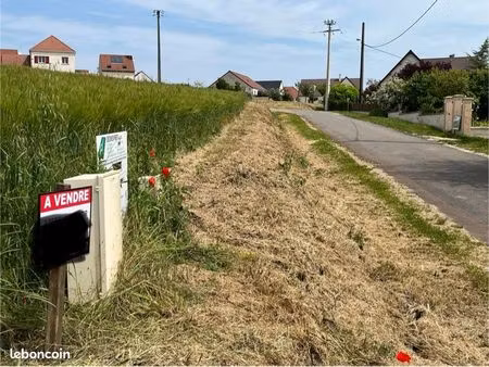 terrain à bâtir de 697m2