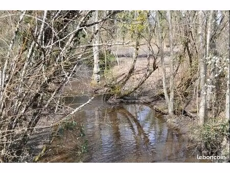 terrain 22000 m² nançay