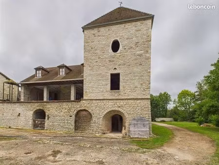 château 8 pièces 312 m²