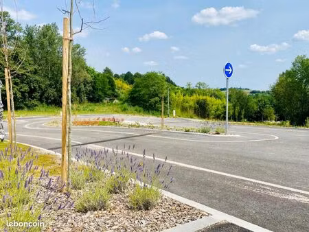 terrain 1 444 m² clermont le fort