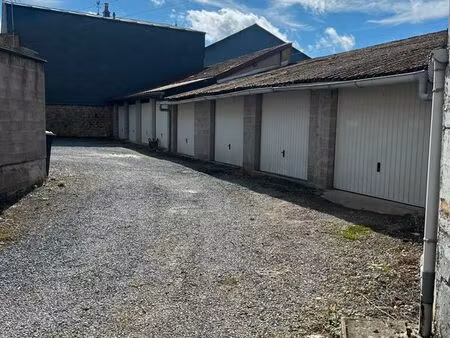 garage au coeur de sedan