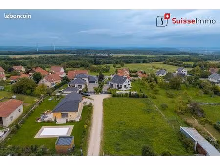 terrain 1237 m² ecot