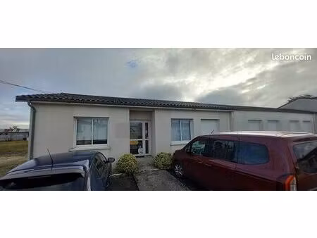 bureaux + parking a louer