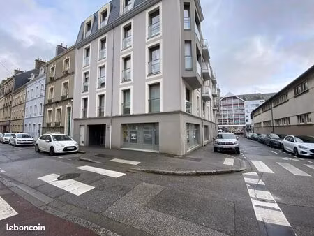 local commercial 17 m² cherbourg-en-cotentin