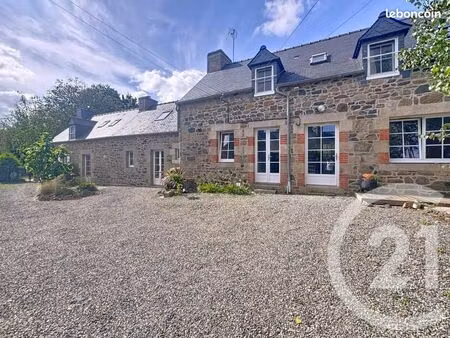 maison 9 pièces 209 m²