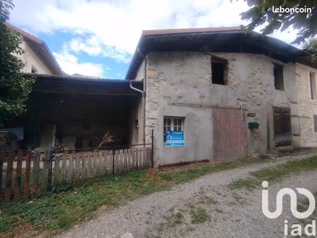 grange 2 pièces 50 m²