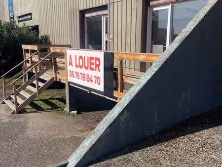 loue bureau 77m2 avec parking