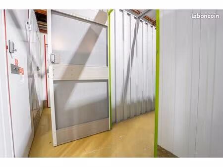 garage/box 4 m² pommeret