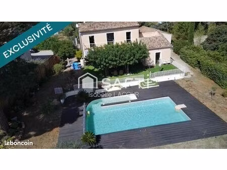 maison 5 pièces 165 m²