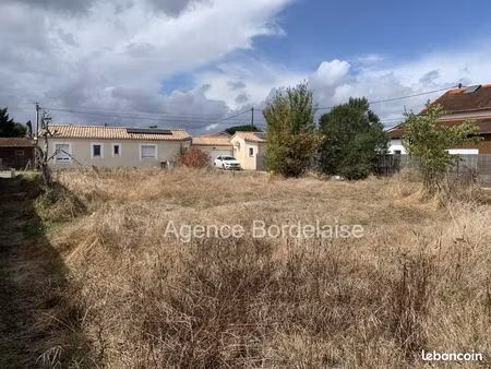terrain 592 m² margaux-cantenac