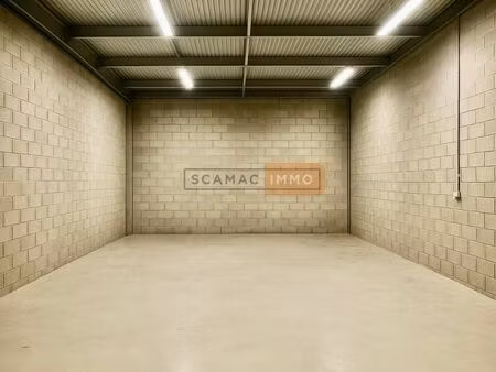 local industriel 110 m²