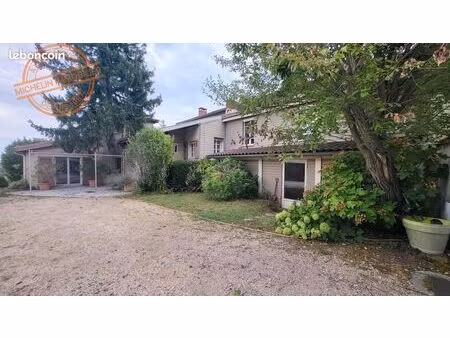 maison 6 pièces 182 m²