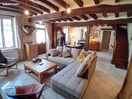 maison 6 pièces 137 m²