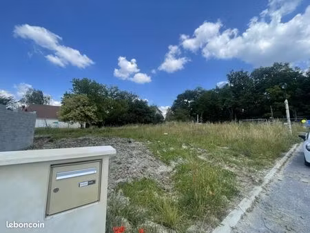 terrain 520 m² courville sur eure