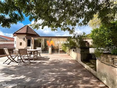 maison 7 pièces 178 m²