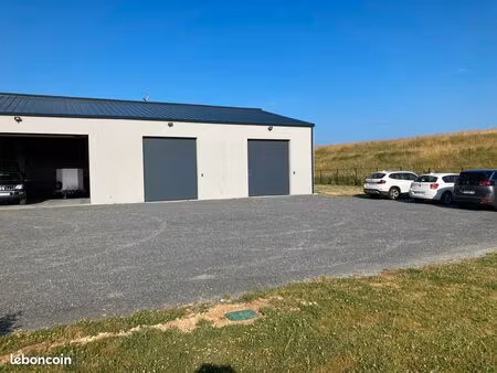 a louer 2 espaces de stockage neuf de 81 m² chacun a amboise  indre et loire amboise / zi 