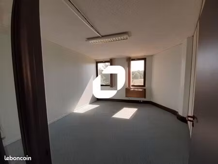 bureau 164 m²