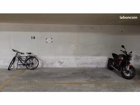 place de parking paris 19eme