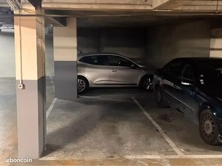 place de parking - la défense