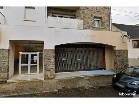 local commercial 84 m² carhaix plouguer