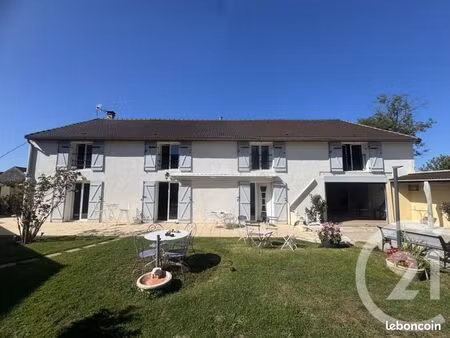 longère 7 pièces 349 m²