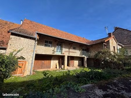 maison 6 pièces 159 m²