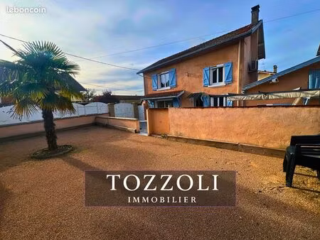 maison de ville 4 pièces 112 m²