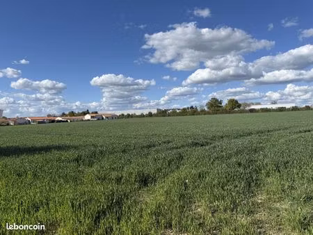 entre cholet et bressuire terrain viabilisé proche commerces de mauleon