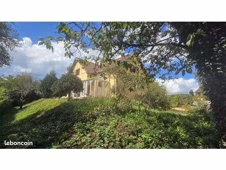 pavillon 5 pièces 140 m²