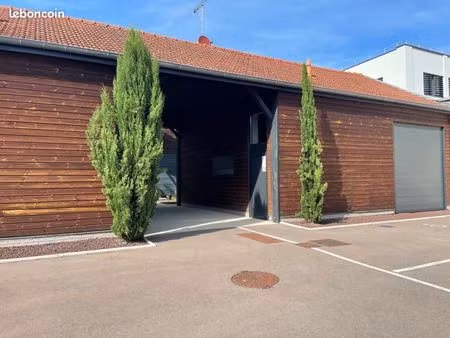 appartement 2 pièces 83 m²