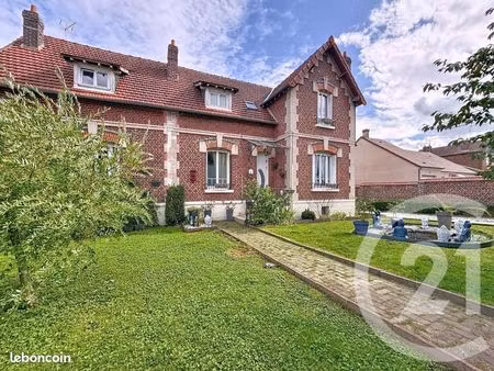 maison 8 pièces 167 m²