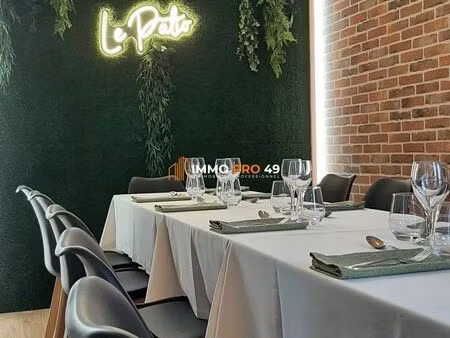 restaurant  salle de réception 1000 m² saint-pierre-des-échaubrognes