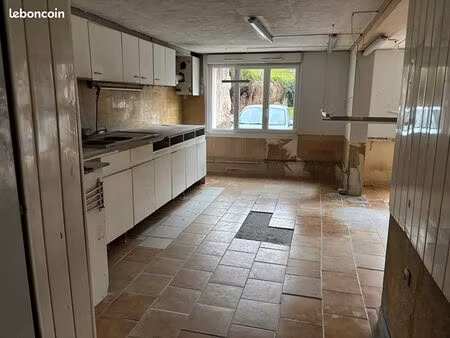 local commercial 40 m² ludres