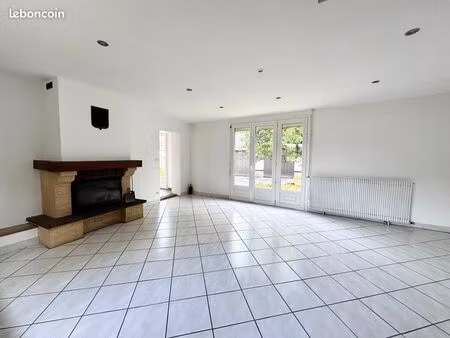 longère 8 pièces 161 m²