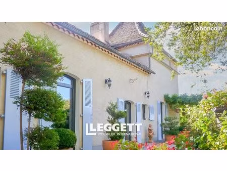 maison 6 pièces 160 m²