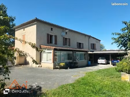 maison 6 pièces 136 m²