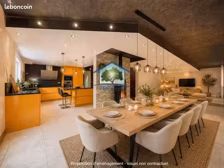 maison 5 pièces 156 m²